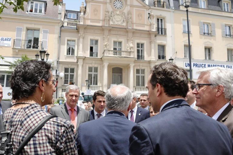 Après le tollé provoqué par la hausse de la taxe foncière, le gouvernement va engager une consultation avec parlementaires et collectivités.jpg