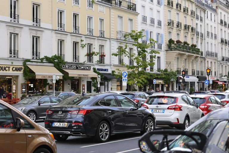 Automobilistes : une nouvelle taxe va faire son apparition à partir du 1er janvier 2026, voici les véhicules concernés.jpg