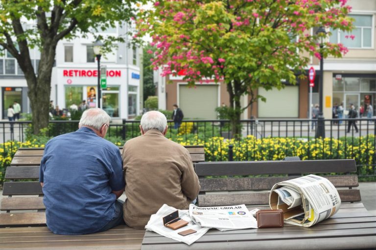 Petite retraite ou moyenne : gel ou pas, quelle augmentation en 2026 ?.jpg